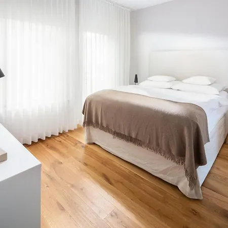 Friedrich 아파트 *